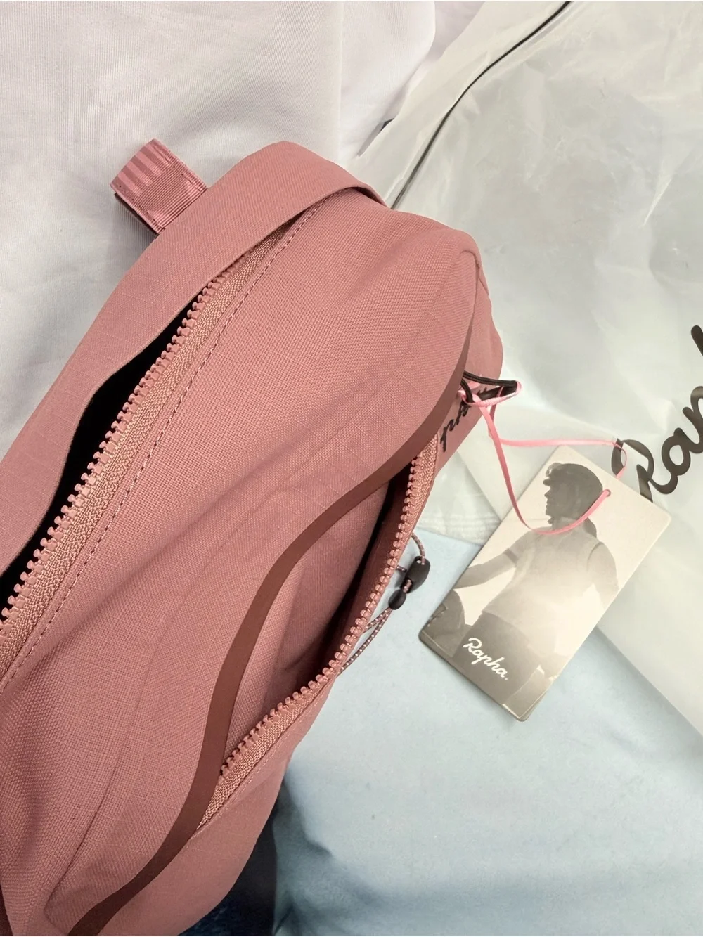 (new+tag) Rapha 2-in-1 bike bar bag / shoulder sling pack pink rose men/women